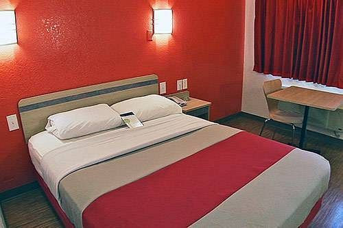 Hi - Wheel Flats Hotel 2*
