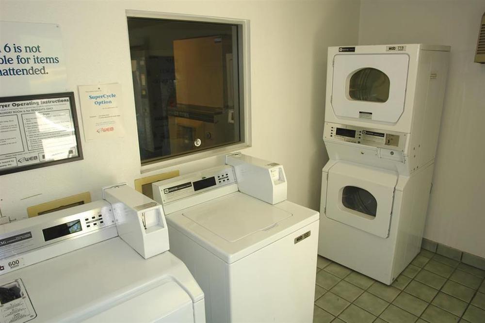 Hotel Hi - Wheel Flats 2*